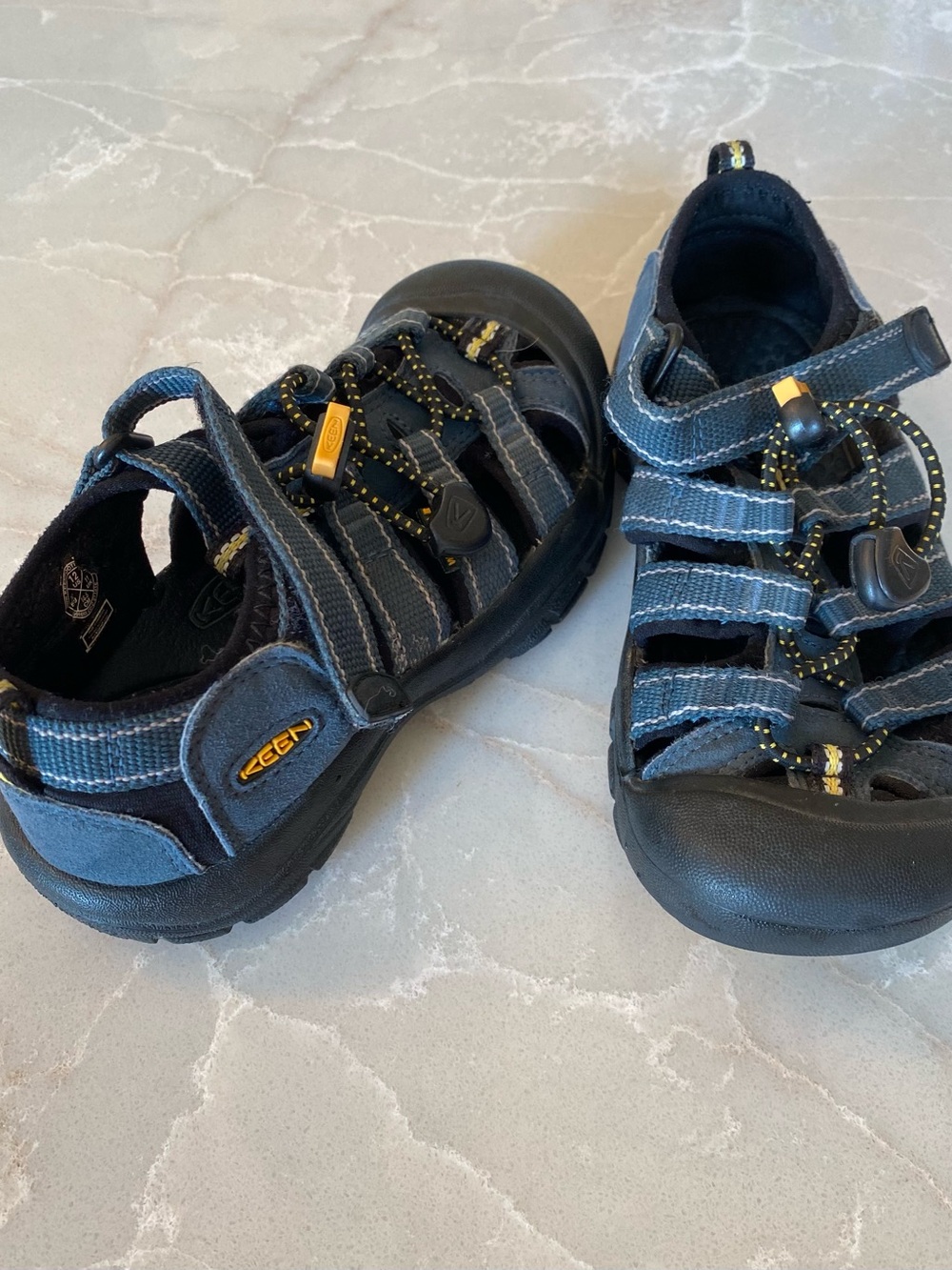 Keen Little Kids Newport H2 Navy & Black ClosedToe Adventure Waterproof Sandals - Picture 5 of 5